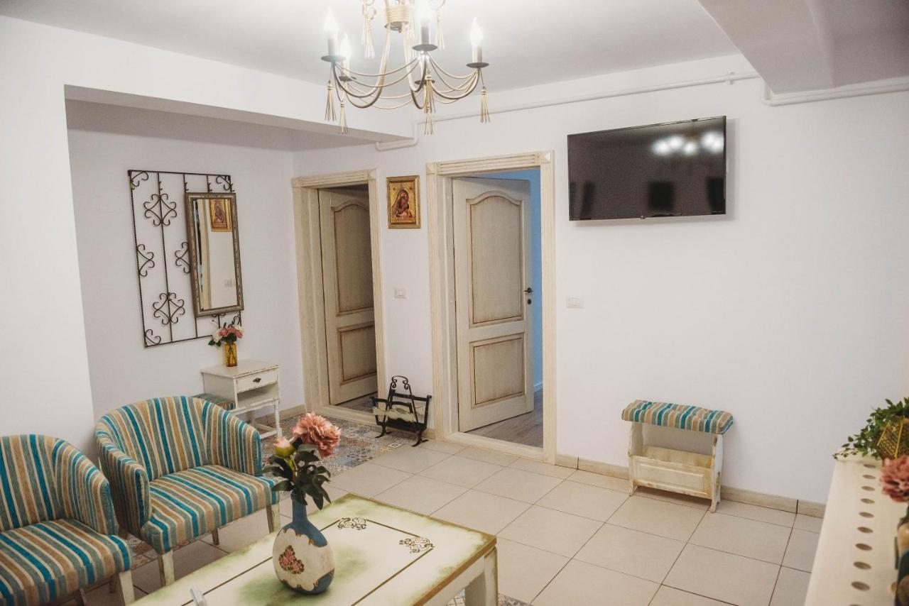La Contessa Apartament Тыргу-Нямц Экстерьер фото