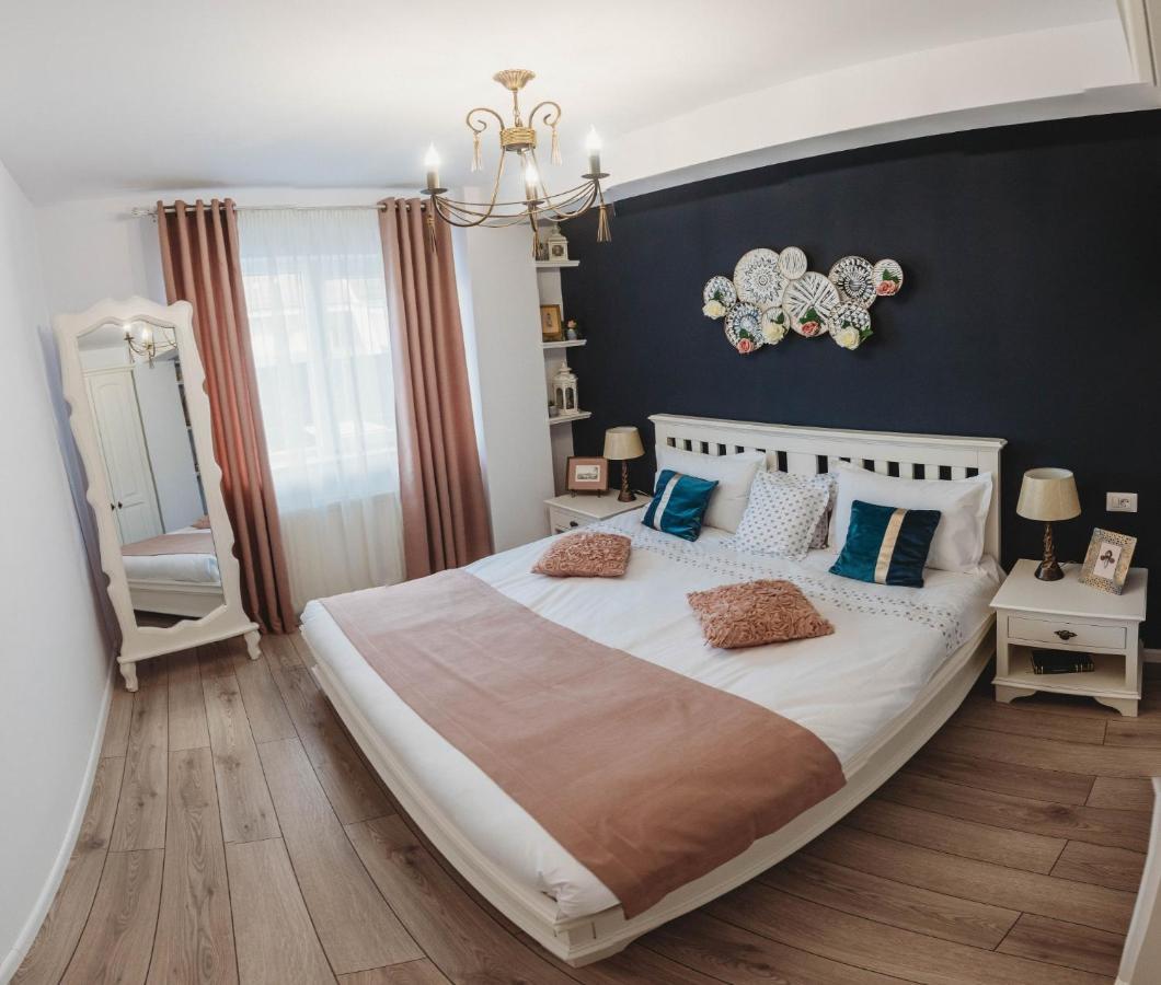 La Contessa Apartament Тыргу-Нямц Экстерьер фото